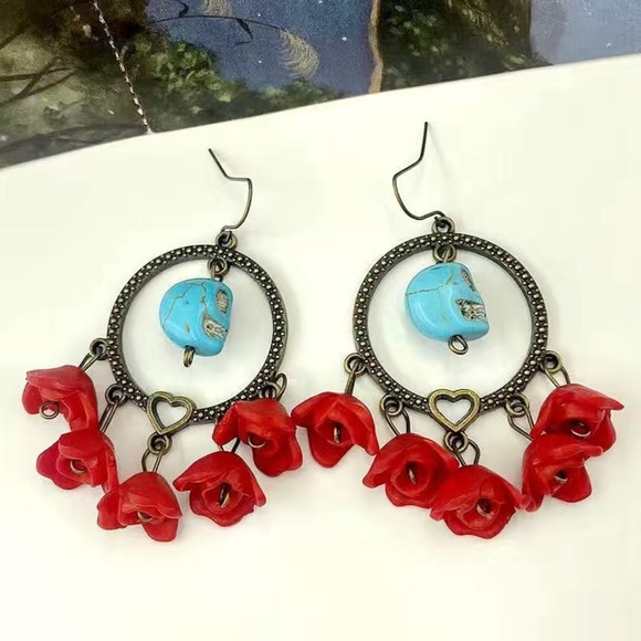 Skull And Rose Earrings * Goth Punk Halloween - Picture 4 of 5